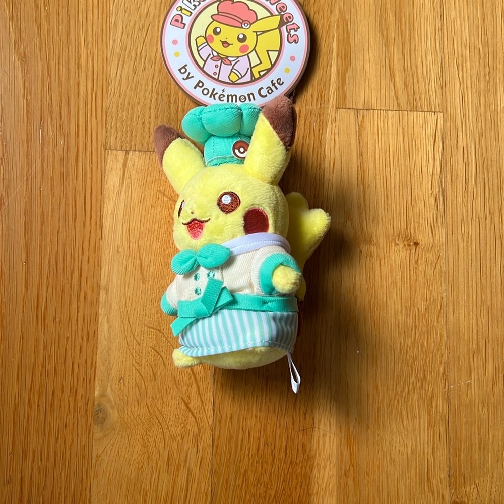 NEW Pokemon Cafe Pikachu Sweets Plush Chef Pikachu Plush Keychain - Teal - Picture 7 of 7